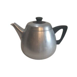 Vintage Supreme Aluminum 9 Cup Teapot-Bakelite Handle and Knob 1920's-1938